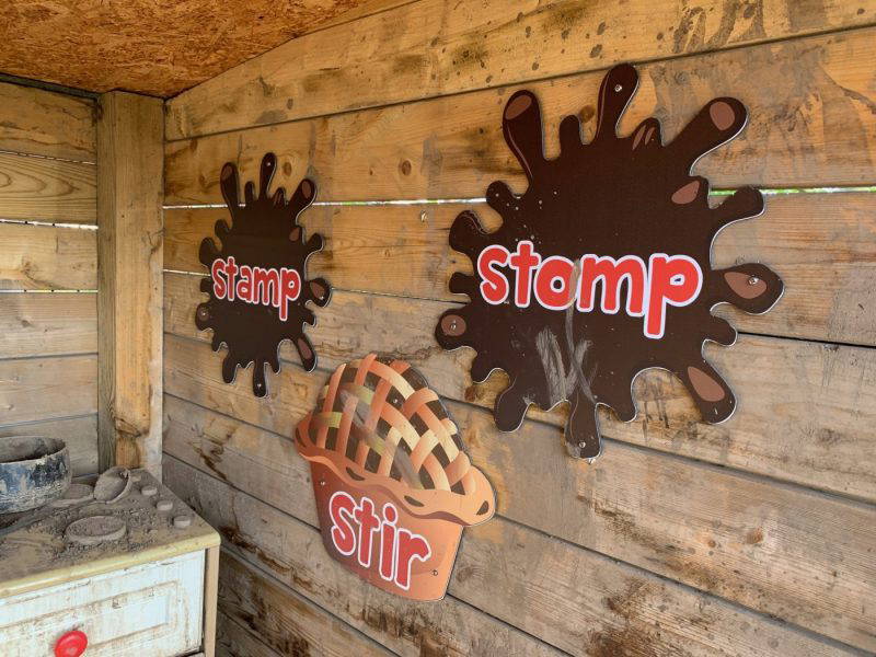 Playing In Mud – Cut Out Graphics for for Early Years Education